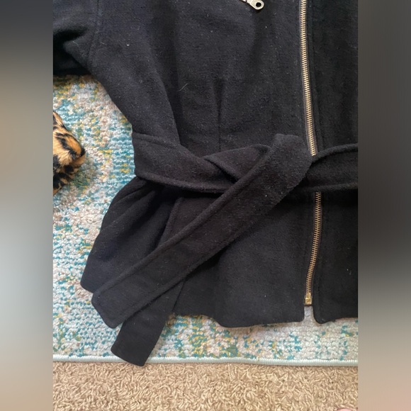 Vintage 90s Braetan leopard print black wool fitted tie waist coat, size large - Picture 3 of 15